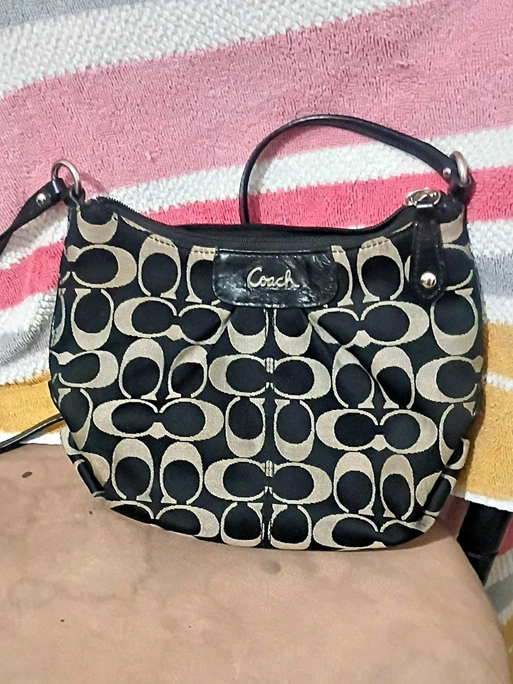 Coach Signature Pleated Hobo Shoulder Bag Black & Tan